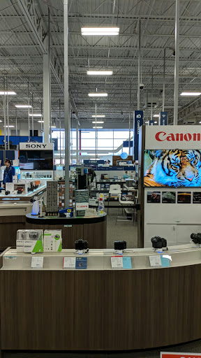 Electronics Store «Best Buy», reviews and photos, 2650 E Beltline Ave SE, Grand Rapids, MI 49546, USA