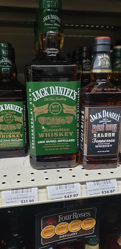 Wine Store «Wine Country», reviews and photos, 601 W Union Ave # 2, Bound Brook, NJ 08805, USA