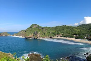 Siung Beach image