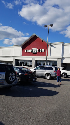 Grocery Store «Food Lion», reviews and photos, 2292 Glenns Bay Rd, Surfside Beach, SC 29575, USA