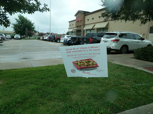 Fast Food Restaurant «Chick-fil-A», reviews and photos, 25835 US-290 Frontage, Cypress, TX 77429, USA
