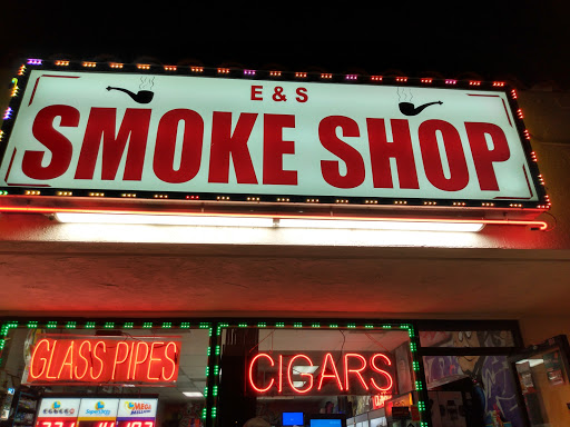 E & S Smoke Shop, 904 E First St, Santa Ana, CA 92701, USA, 