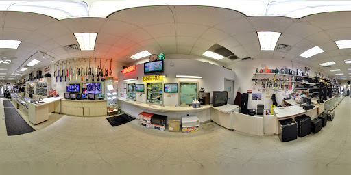 Pawn Shop «Chicago Pawners & Jewelers», reviews and photos, 2405 W Madison St, Chicago, IL 60612, USA