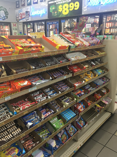 Grocery Store «Friendly Market», reviews and photos, 830 W Broadway Rd, Tempe, AZ 85282, USA