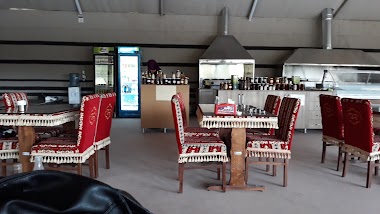 Otantik Köfte