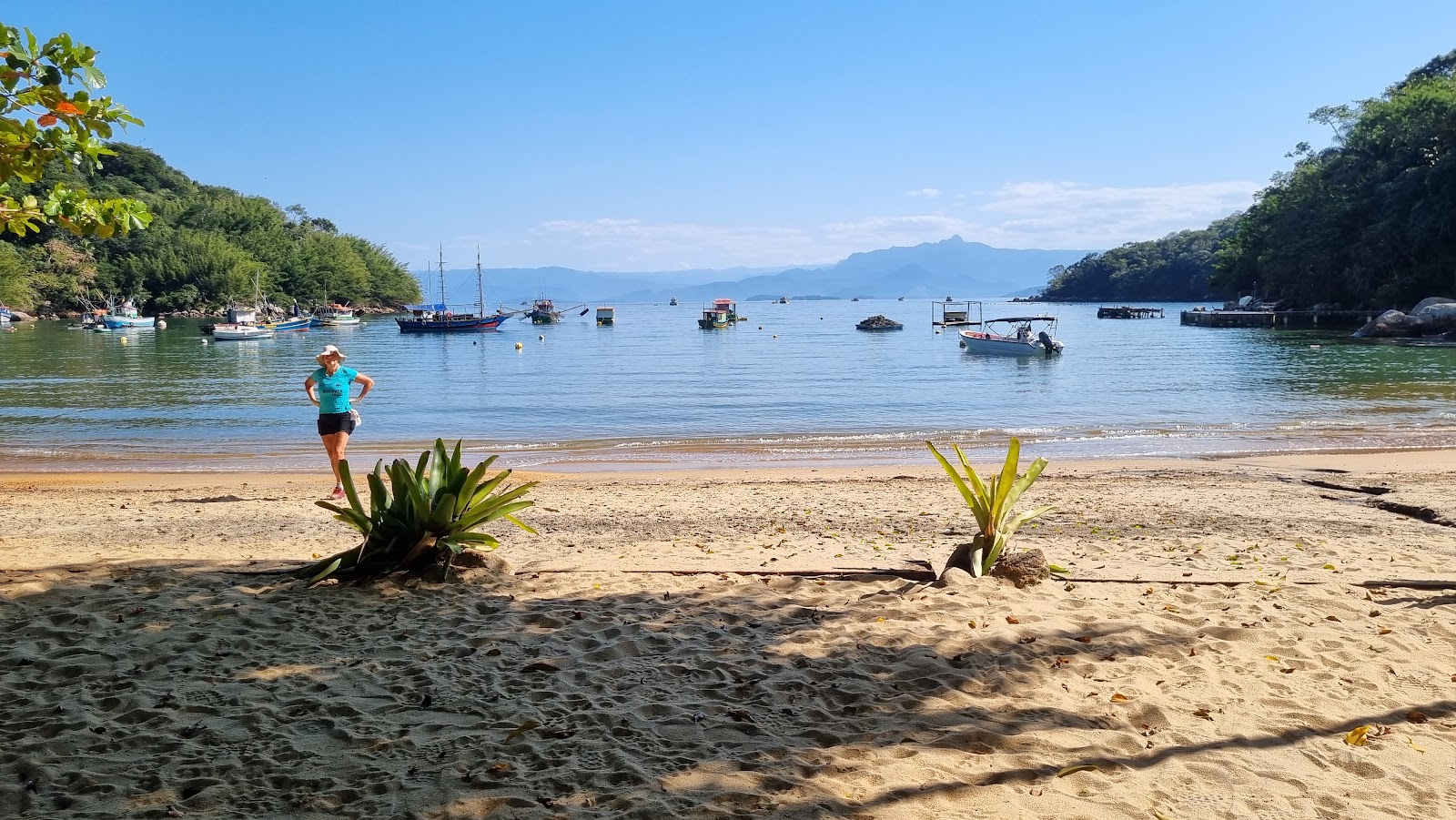 Fotografie cu Praia da Longa - locul popular printre cunoscătorii de relaxare