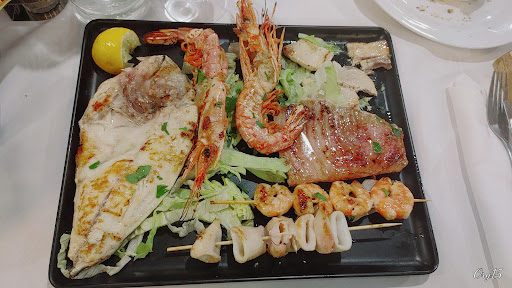 Ristorante - Pizzeria La Vela in Nerviano, Città Metropolitana di Milanoo