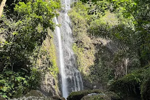 Air Terjun Yeh Labuh Waterfall image