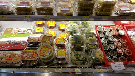 Indian Groceries & Spices, 10701 W North Ave, Milwaukee, WI 53226, USA, 