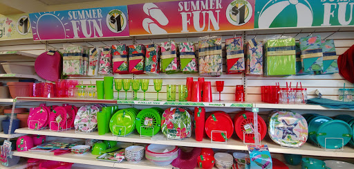 Dollar Store «Dollar Tree», reviews and photos, 10600 France Ave S, Bloomington, MN 55431, USA