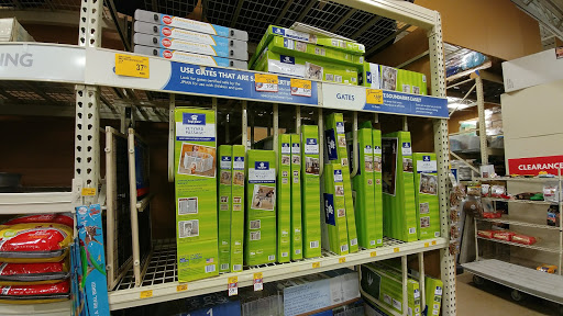 Pet Supply Store «PetSmart», reviews and photos, 2221 Oakton St, Evanston, IL 60202, USA