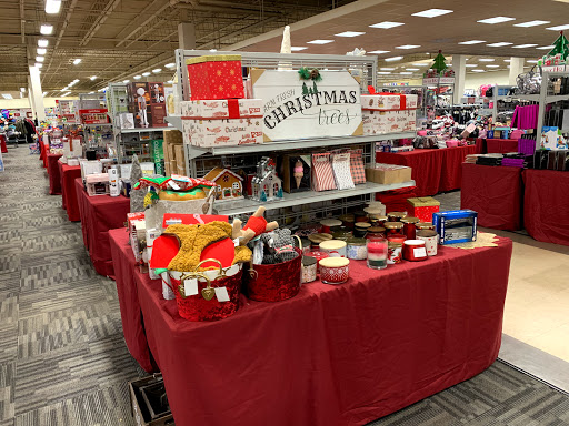 Shopping Mall «Middlesex Mall», reviews and photos, 6747 Hadley Rd, South Plainfield, NJ 07080, USA