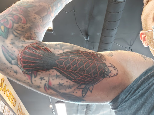 Tattoo Shop «Sacred Hand Tattoo Society», reviews and photos, 960 Parsons Ave, Columbus, OH 43206, USA