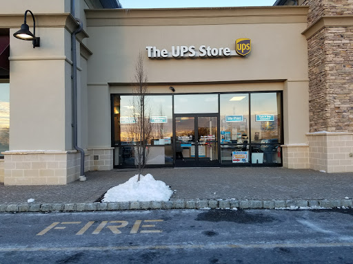 Shipping and Mailing Service «The UPS Store», reviews and photos, 157 Bridgeton Pike #200, Mullica Hill, NJ 08062, USA