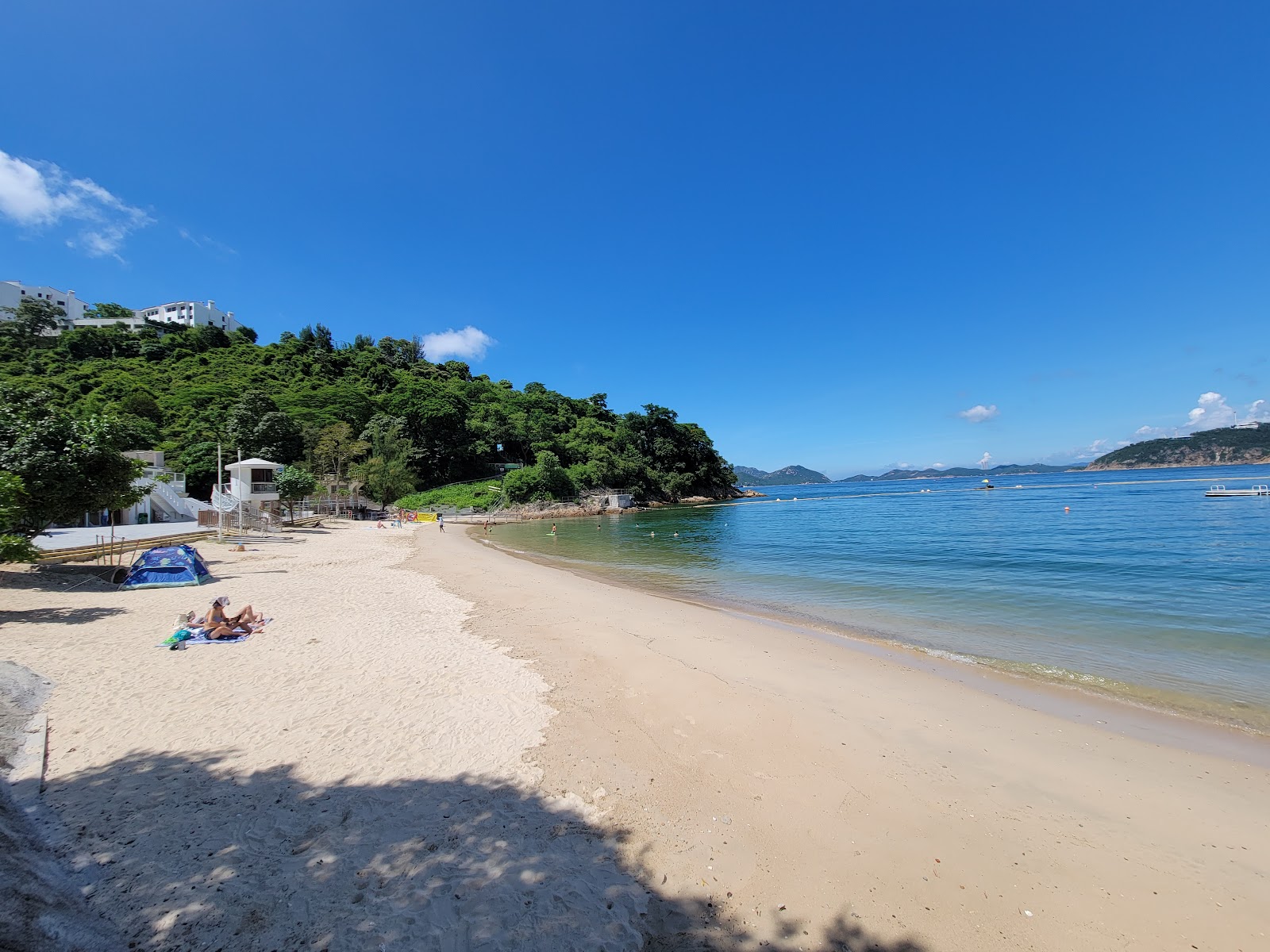 Foto van Middle Bay Beach voorzieningenruimte