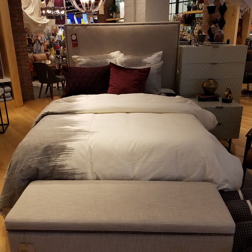 Furniture Store «west elm», reviews and photos, 5307 E Mockingbird Ln #100, Dallas, TX 75206, USA