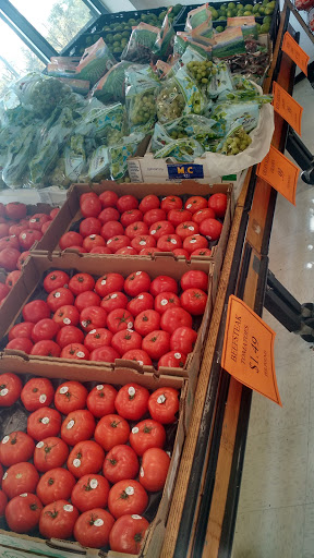 Grocery Store «Mikes Discount Foods», reviews and photos, 905 45th Ave NE, Minneapolis, MN 55421, USA