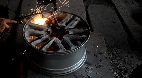 Auto Body Shop «Andy Mohr Collision Center - Plainfield», reviews and photos, 2684 E Main St, Plainfield, IN 46168, USA