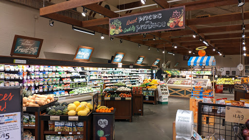 Grocery Store «D & W Fresh Market», reviews and photos, 50 Douglas Ave, Holland, MI 49424, USA