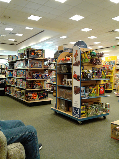 Book Store «Barnes & Noble», reviews and photos, 1163 Valley River Dr, Eugene, OR 97401, USA