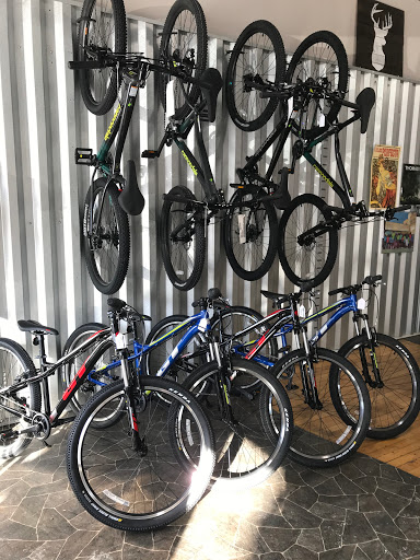 Bicycle Store «The Bike Hub», reviews and photos, 495 N Main St, Glen Ellyn, IL 60137, USA