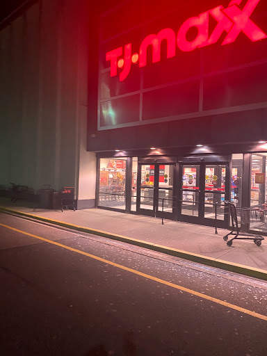 T.J. Maxx, 34 E Ridgewood Ave, Paramus, NJ 07652, USA, 