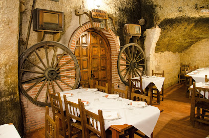 RESTAURANTE BODEGA LA GRUTA