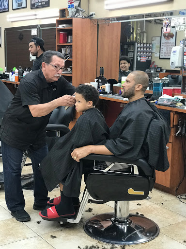 Barber Shop «Headz Up Barber Shop Inc», reviews and photos, 16529 NW 57th Ave, Miami Gardens, FL 33014, USA