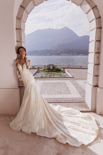 Bridal Shop «Viero Bridal», reviews and photos, 2236 W Chicago Ave, Chicago, IL 60622, USA