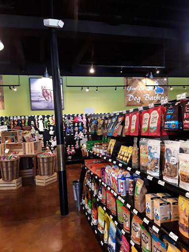 Pet Supply Store «The Natural Dog», reviews and photos, 3708 Lawndale Dr, Greensboro, NC 27455, USA