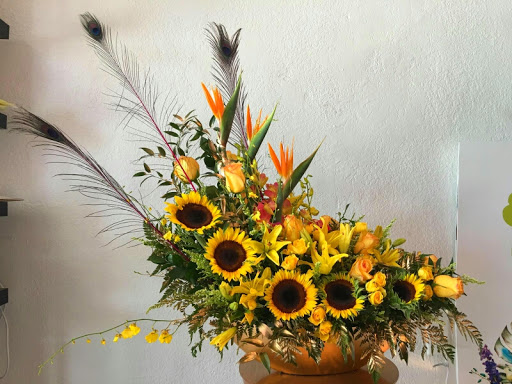 Wholesale Florist «Quality Wholesale Florist Supply», reviews and photos, 7074 NW 50th St, Miami, FL 33166, USA