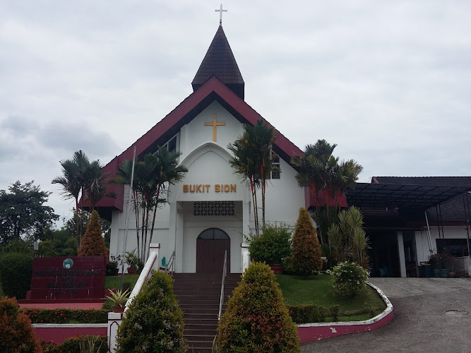 Gereja Protestan di Kalimantan Timur: Menyingkap Jumlah Tempat Ibadah GPIB yang Terkenal