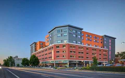 Hyatt Place Eugene / Oakway Center image