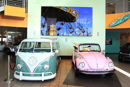 Volkswagen Dealer «Capitol Volkswagen», reviews and photos, 911 Capitol Expressway Auto Mall A, San Jose, CA 95136, USA