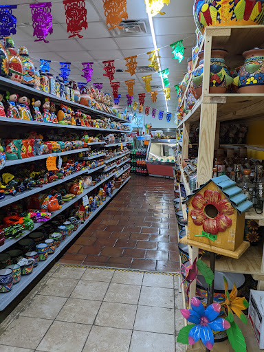 Mexican Grocery Store «La Mexicana Grocery Store», reviews and photos, 31 W 9 Mile Rd, Pensacola, FL 32534, USA