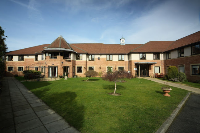 Ponteland Manor Care Home - Care UK Open Times