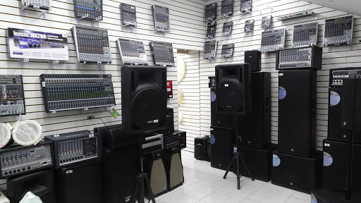 Only Music Shop 31 Poniente 2321