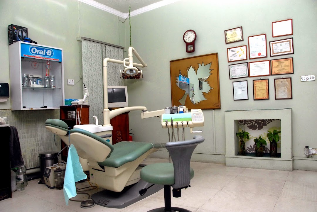 Jinnahs Clinique Dental Associates