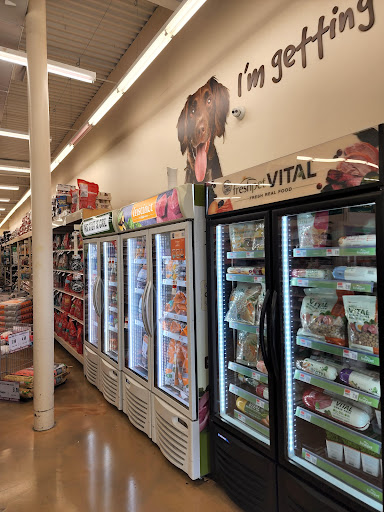 Pet Supply Store «Pet Supplies Plus», reviews and photos, 7007 Manchester Blvd, Franconia, VA 22310, USA