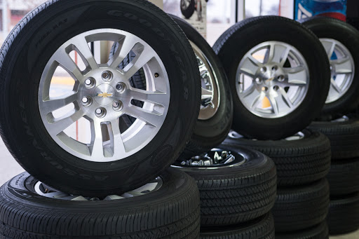 Tire Shop «DFW Discount Tire & Auto», reviews and photos, 1922 N Plano Rd, Garland, TX 75042, USA