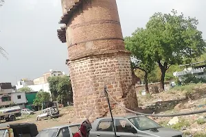 Putlighar Minar image