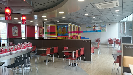Burger King - Esquina con Paseo de las Camelias, Av. Juan Pablo II, 14, 28860 Paracuellos de Jarama, Madrid, Spain