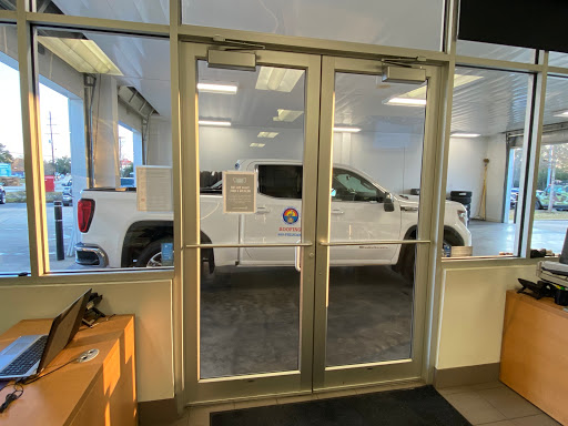 Car Dealer «Rainbow Northshore Buick GMC», reviews and photos, 2925 N Hwy 190, Covington, LA 70433, USA