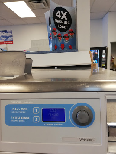 Laundromat «Wash Em Up Laundry», reviews and photos, 1415 S Federal Blvd, Denver, CO 80219, USA