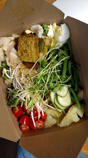 Cafe «Blossom Whole Food Kitchen and Catering», reviews and photos, 25 Winooski Falls Way, Winooski, VT 05404, USA