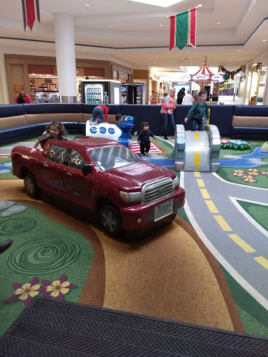 Shopping Mall «Meridian Mall», reviews and photos, 1982 W Grand River Ave, Okemos, MI 48864, USA