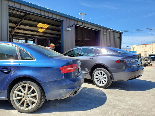 Auto Repair Shop «Billingsley Tire Inc.-Coalinga», reviews and photos, 301 E Forest Ave, Coalinga, CA 93210, USA