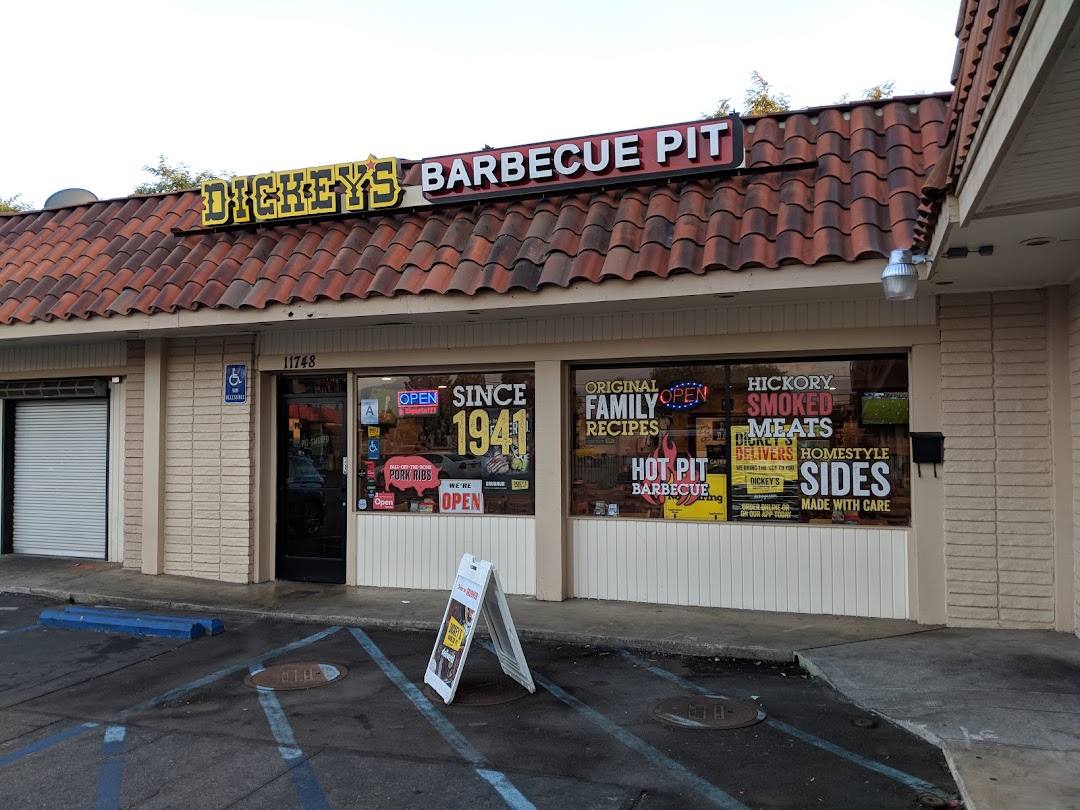 Dickeys Barbecue Pit