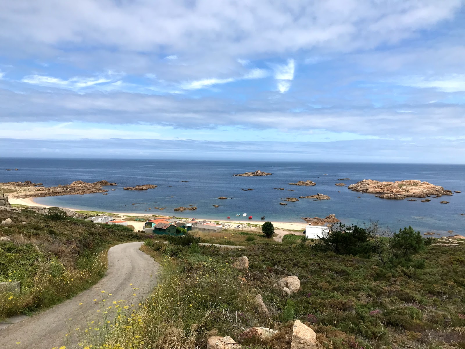 Foto de Praia de Lobeiras com baía espaçosa