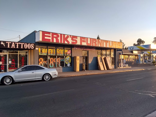 Erik’s Furniture Discount